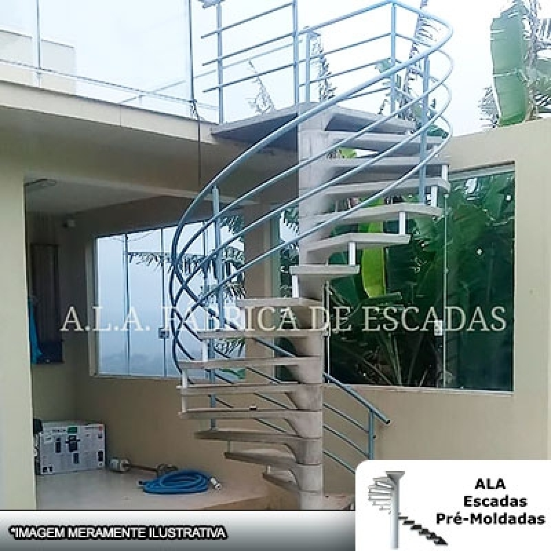 Escada Caracol área Externa Valores Mairiporã - Escada Caracol com Corrimão de Alumínio