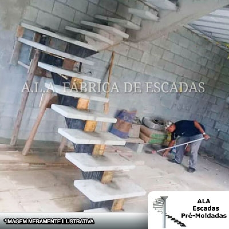 Loja de Escada em L com Viga Central Jardim Aracília - Escada em L para Residência