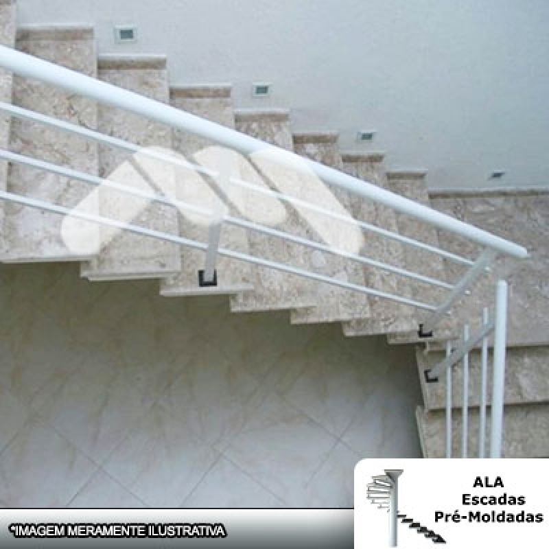 Loja de Escada em L de Alvenaria Parque Cecap - Escada em L com Viga Central